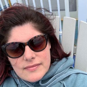Meet your Posher, Micki